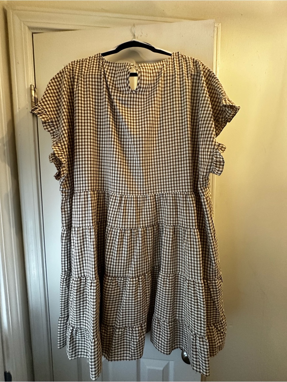 Arula 3X Brown Gingham Tiered Mini Dress